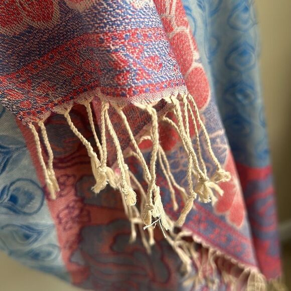 Pashmina 100% Cashmere Floral Wrap/Scarf - Picture 4 of 5